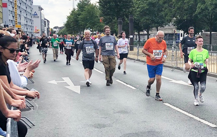 Schade-beim-Schwebebahnlauf-19 39